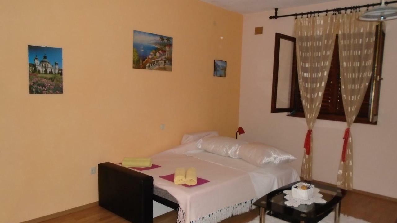 Apartmani A.Teskera تروغير المظهر الخارجي الصورة