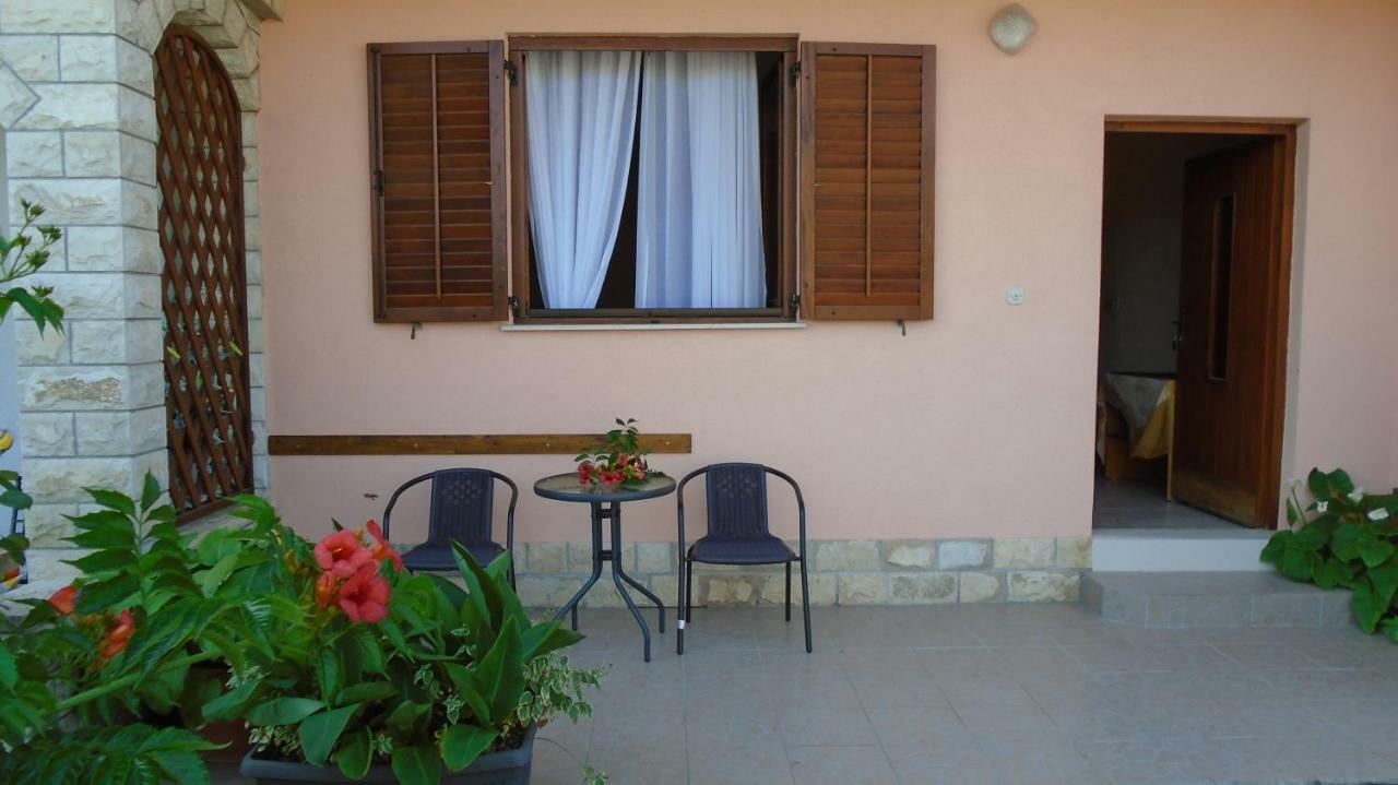 Apartmani A.Teskera تروغير المظهر الخارجي الصورة