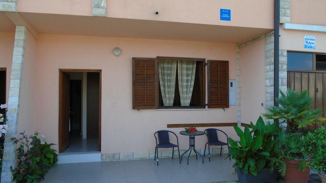 Apartmani A.Teskera تروغير المظهر الخارجي الصورة